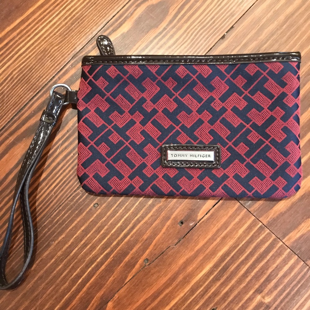 Tommy Hilfiger Wrist Wallet